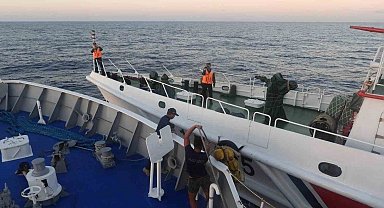 Filipinler ile Çin sahil güvenlik gemileri çarpıştı: 4 yaralı