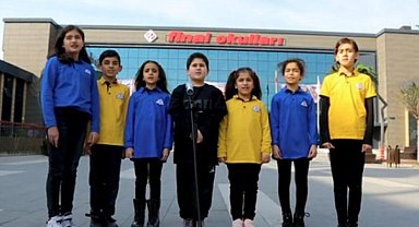 Final Okulları öğrencileri tarihi mekanlarda Çanakkale Türküsünü seslendirdi