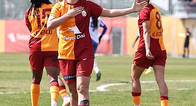 Galatasaray son nefeste güldü