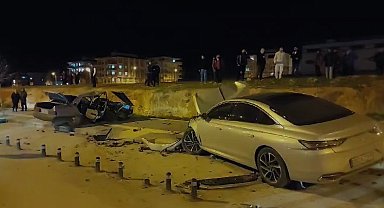 Gaziantep'te 2 otomobil çarpıştı: 7 yaralı