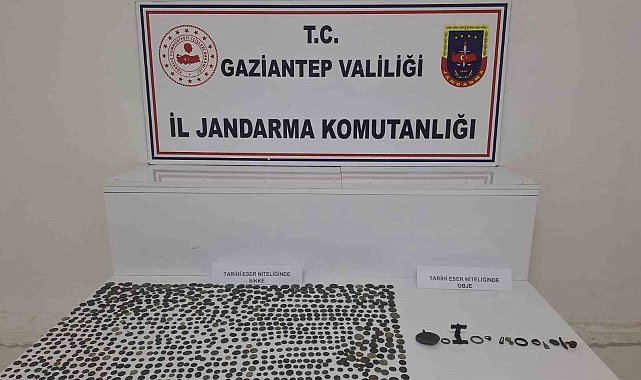 Gaziantep'te 913 adet tarihi eser niteliğinde sikke ele geçirildi