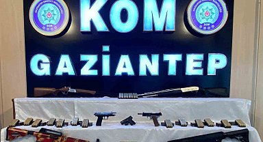 Gaziantep'te kaçakçılık operasyonu: 4 gözaltı
