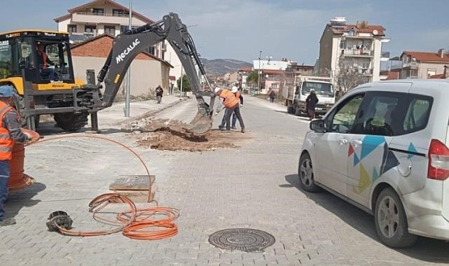 Gediz'de fiber internet çalışmaları başladı