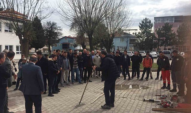 Gediz'de öğretmenlere yangın eğitimi