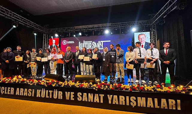 Gençler Arası Kültür Sanat Yarışmaları Ege Bölge Finali Manisa'da yapıldı