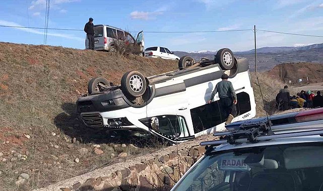 Giresun'da öğrenci servisi devrildi: 11 yaralı
