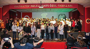 GKV Özel Ortaokulu'nda Pi temalı kostüm tasarlama yarışması