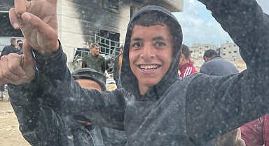 Güney Kıbrıs'tan deniz yoluyla ilk kez gönderilen yardımlar Gazze'nin kuzeyine ulaştı
