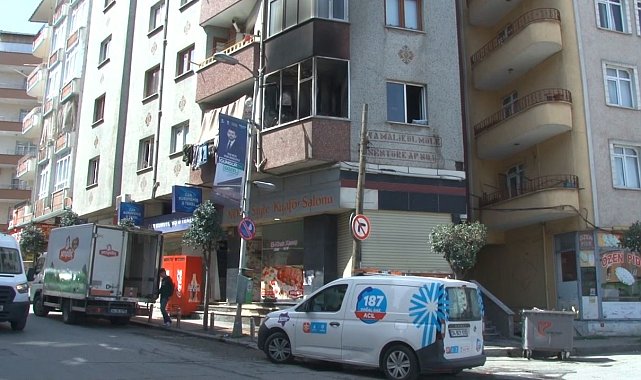 Güngören'de kombi patladı, yangın çıktı