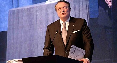 Hasan Arat: "Türkiye'de hangi salıncağa kimlerin bindiğini herkes çok iyi bilir"