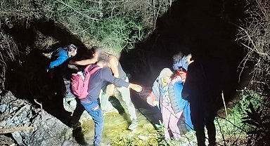 Hatay'da kaybolan 3 şahıs, ekiplerin 4 saatlik çalışmasıyla kurtarıldı
