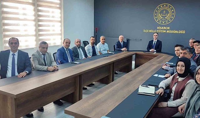 Hisarcık'ta kamu kurumlarının çalışmaları ve kamu hizmetleri masaya yatırıldı