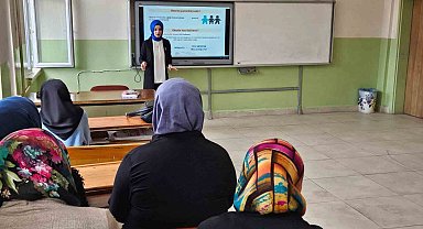 Hisarcık'ta kursiyerlere "Ramazan Ayında Sağlıklı Beslenme " konulu seminer