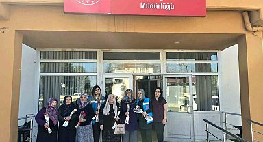Huzurevi sakinleri ağız ve diş sağlığı eğitimi