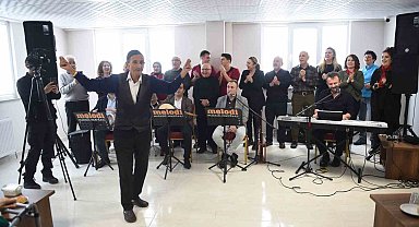 Huzurevi sakinlerine 'Türk sanat müziği' konseri