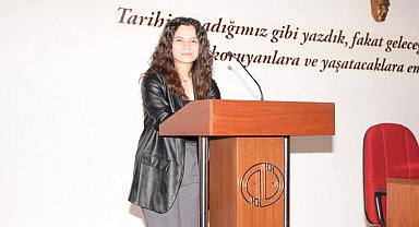 İİBF'de "Sosyal Medyanın Finansal Piyasalar Üzerindeki Etkileri" konuşuldu