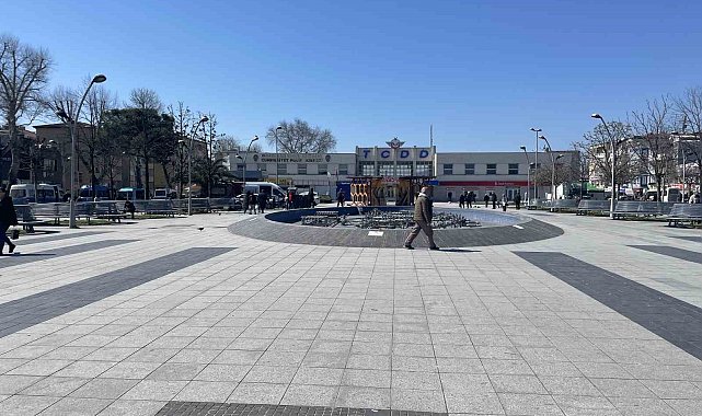 İki grup arasında çıkan tartışma meydan savaşına dönüştü