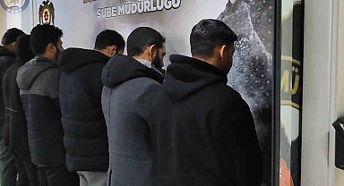 Irak uyruklu DEAŞ üyelerine "BOZDOĞAN-17" operasyonu: 15 kişi yakalandı