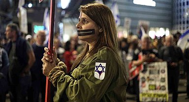 İsrail'de Netanyahu'ya tepkiler büyüyor