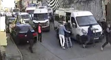 İstanbul'da levye ile saldırıya uğrayan servis şoförü o anları anlattı: Baba ve oğlu tarafından saldırıya uğramış