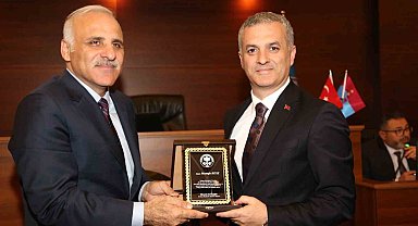 İYİ Partili Başkan Bıyık'tan AK Partili Başkan Zorluoğlu'na teşekkür