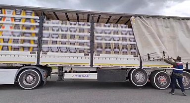 İzmir'de 10 milyon 350 bin adet sahte bandrollü makaron ele geçirildi