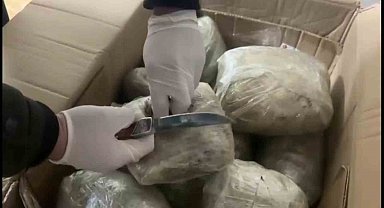 İzmir'de 26 kilogramın üzerinde esrar ele geçirildi