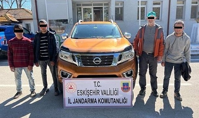 Jandarma ekiplerinin kontrollerinde yabancı uyruklu 3 göçmen yakalandı