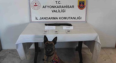 Jandarma ev baskını yaptı uyuşturucu madde ele geçirdi