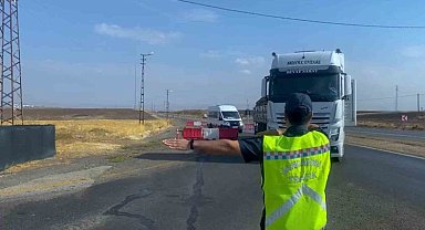 Jandarma trafik timlerinden 'arka koruma çerçeve' uyarısı
