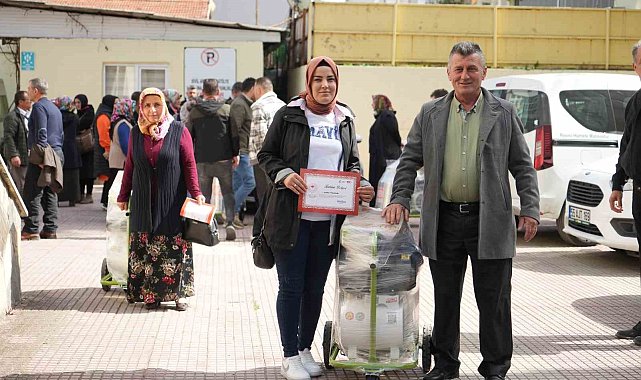 Kadın çiftçilere 'süt sağım makinesi' desteği