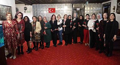 Kadın muhtar adaylarından dayanışma yemeği