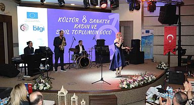 Kadınlar Günü coşkuyla kutlandı