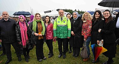 Kadınlar Günü'nde erguvan fidanları toprakla buluştu