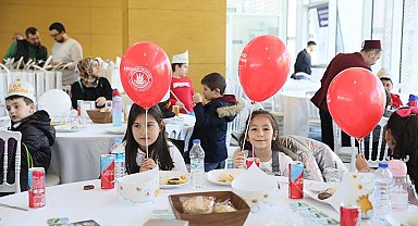 Kağıthane'de çocuklara özel iftar programı düzenlendi