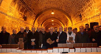 Kahramanmaraş'ta "Afşinli Şairler ve Ozanlar Antolojisi" Eshab-ı Kehf'te tanıtıldı