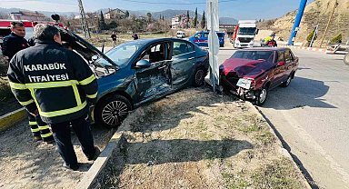 Karabük'te iki otomobil çarpıştı: 3 yaralı