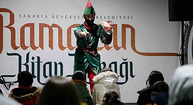 Karagöz ve Hacivat Ramazan akşamlarının tadı oldu