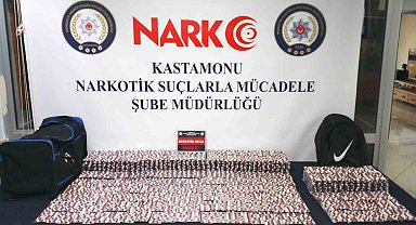Kastamonu'da 11 bin 392 reçeteye tabii hap ele geçirildi: 2 gözaltı