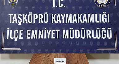 Kastamonu'da uyuşturucuyla yakalanan 2 kişi tutuklandı