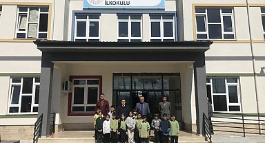 Kaymakam Memiş , yenilenen okulları ziyaret etti