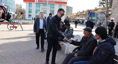 Kaymakam ve Başkan broşür dağıtıp bağımlılığa dikkat çekti