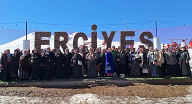 KAYMEK'ten Erciyes Dağı'na hiç gitmeyen 55 kadına jest