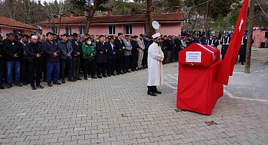 Kazada ölen uzman çavuşa Karaman'da acı veda