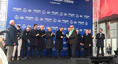 Kentsel dönüşümü tamamlanan binaların anahtarları teslim edildi
