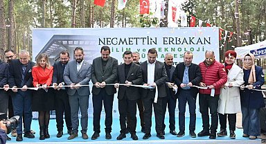 Kepez'in 22'nci kütüphanesi hizmete açıldı