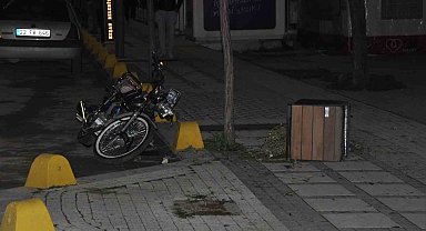 Keşan'da motosiklet ile otomobil çarpıştı: 2 yaralı
