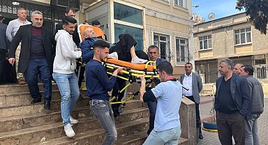 Kilis'te engelli ve hasta seçmenler ekiplerin yardımıyla oy kullandı