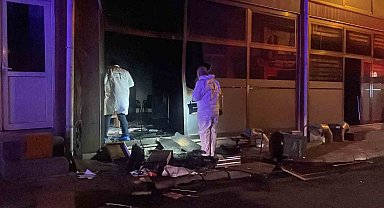 Kırklareli'de belediyeye ait binayı yaktığı iddiasıyla tutuklanan sanığın ilk duruşması görüldü