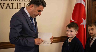 Kitap kurtları ödüllerini aldı
